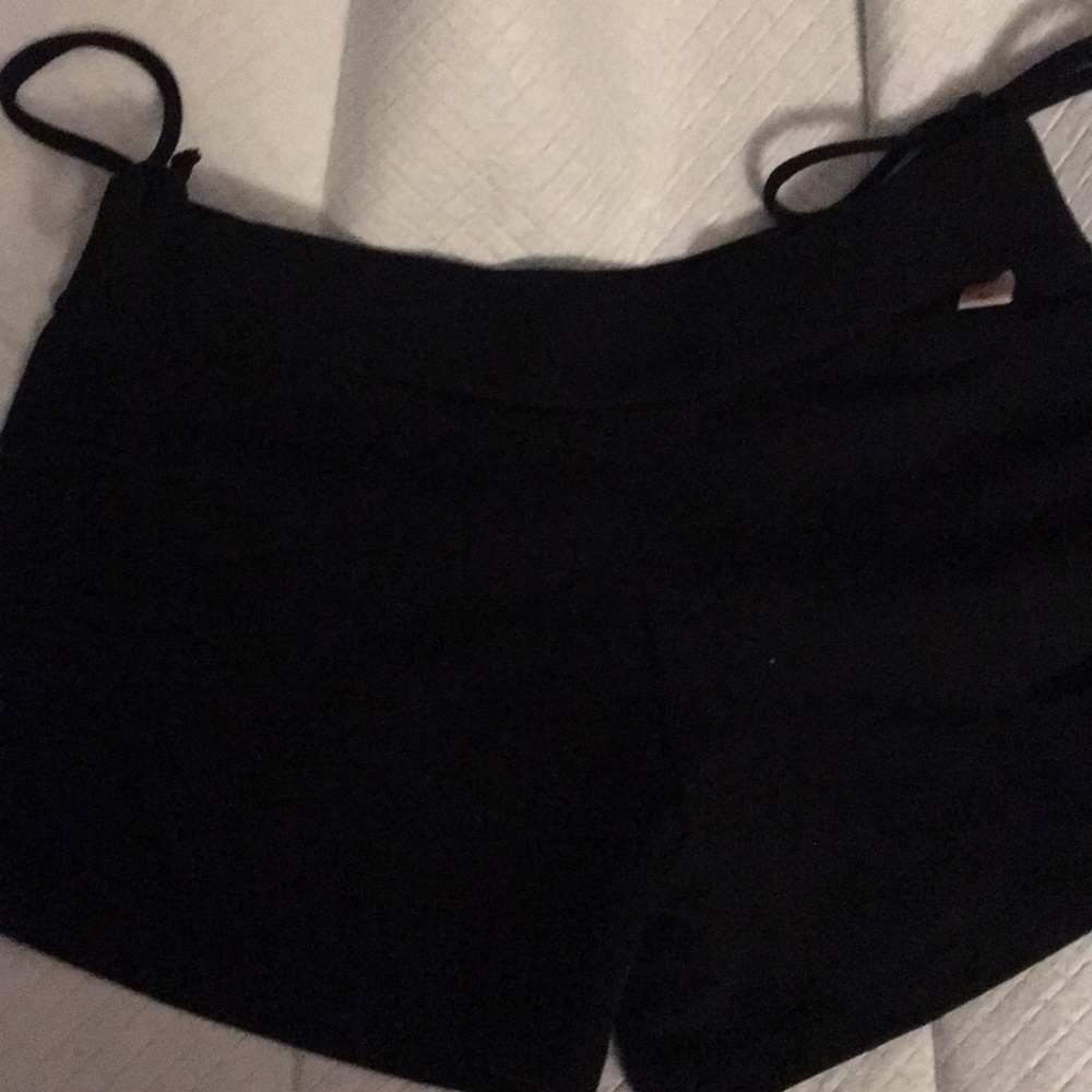 Shakti yoga shorts- small
